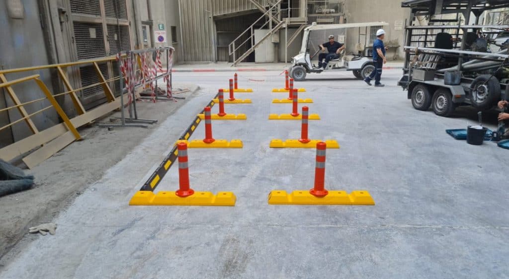 מפריד נתיבים במפעל